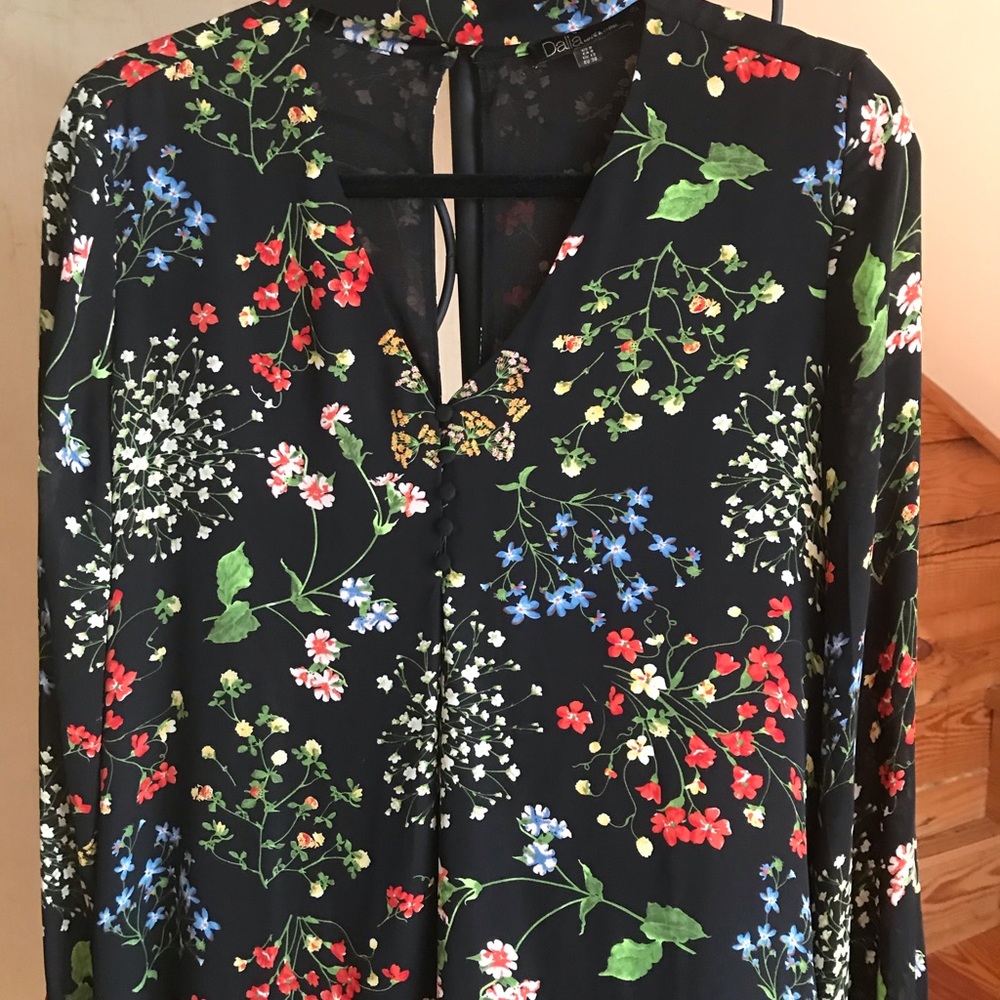 Dalia Collar Tunic Dress, EUC, 8 - Picture 2 of 16
